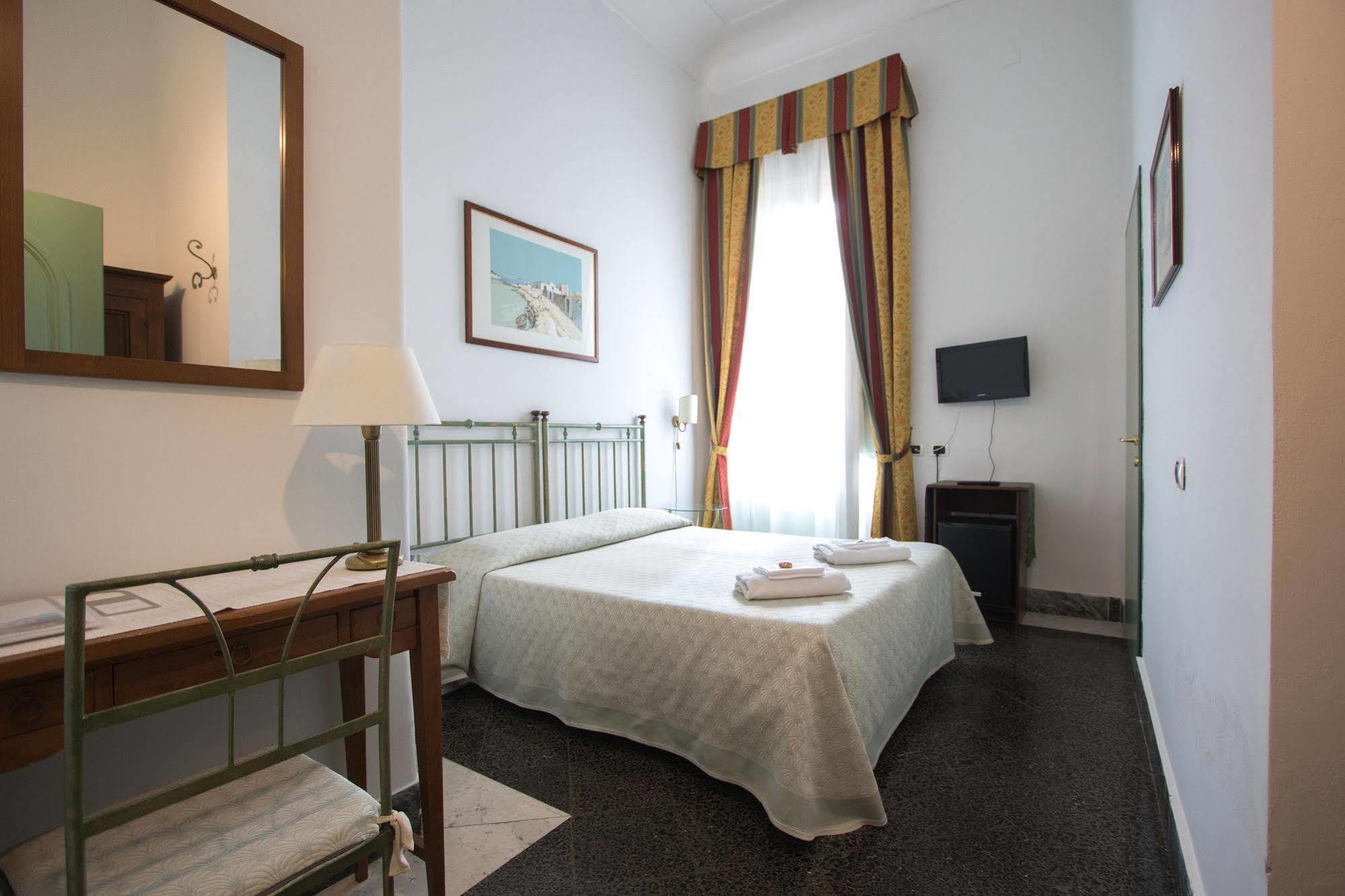Hotel Posta Syracuse Exterior photo